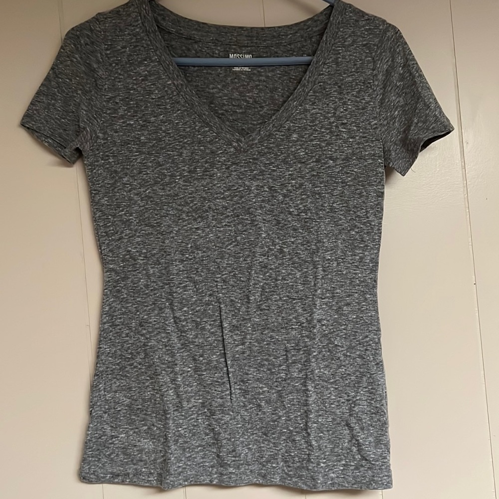 MOSSIMO Women’s Heather Gray Tee - XS